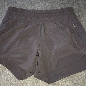 Lululemon Size 8 Tracker shorts!